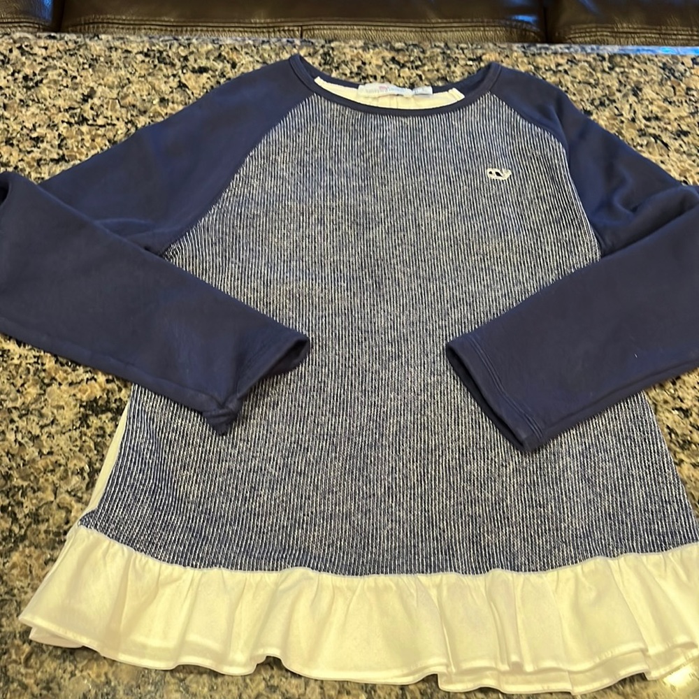 Vineyard Vines sweatshirt